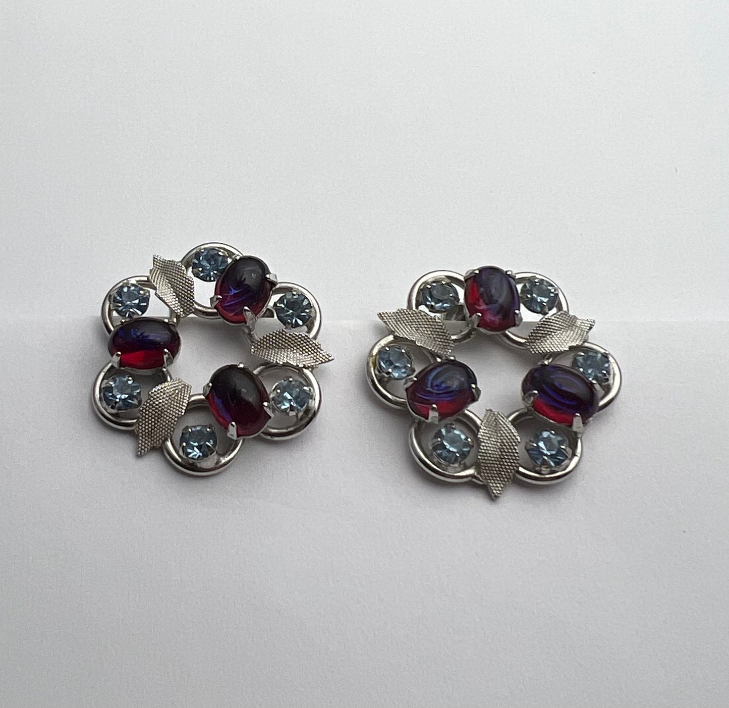 Vintage Silver Leaf Blue Red Rhinestone Wreath Clip On Earrings