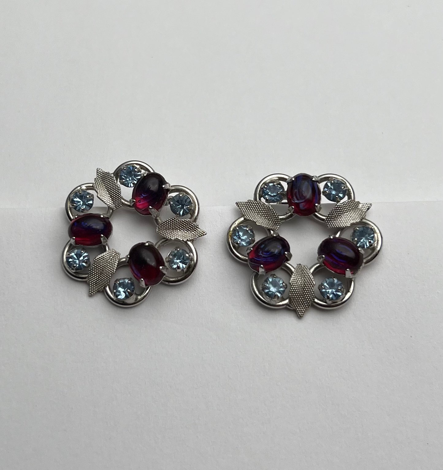 Vintage Silver Leaf Blue Red Rhinestone Wreath Clip On Earrings