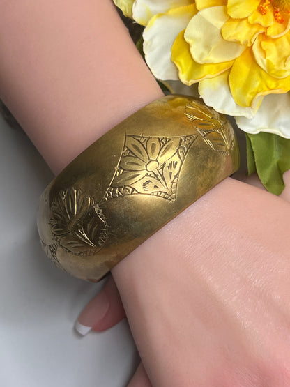 Vintage Wide Brass Chunky Engraved Flower Bangle Bracelet