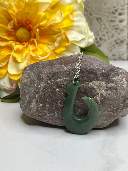 Vintage 12K White Gold Jade Makau Fish Hook Pendant Necklace