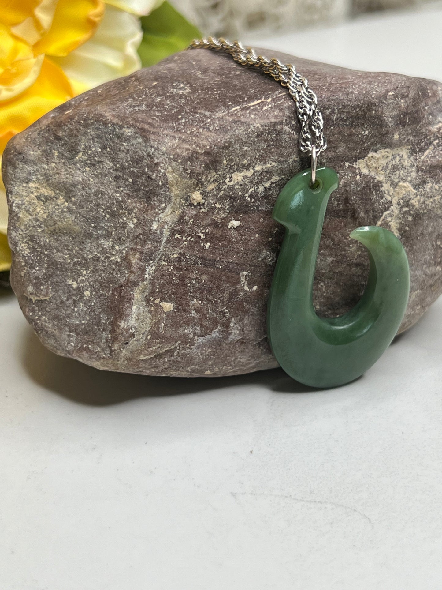 Vintage 12K White Gold Jade Makau Fish Hook Pendant Necklace