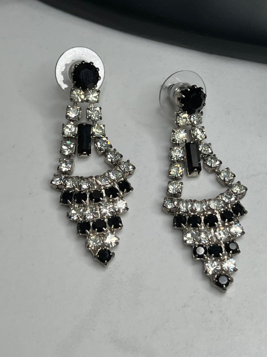 Art Deco Black Clear Rhinestone Long Pierced Stud Earrings