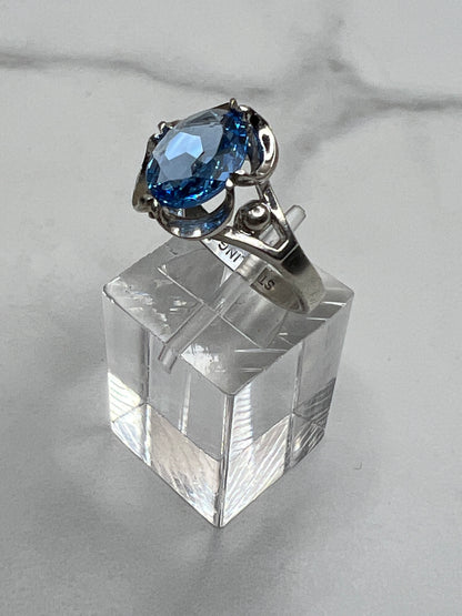 Vintage Signed Mid-Century Sterling Silver Oval Blue Topaz Ring Size 6 1/2