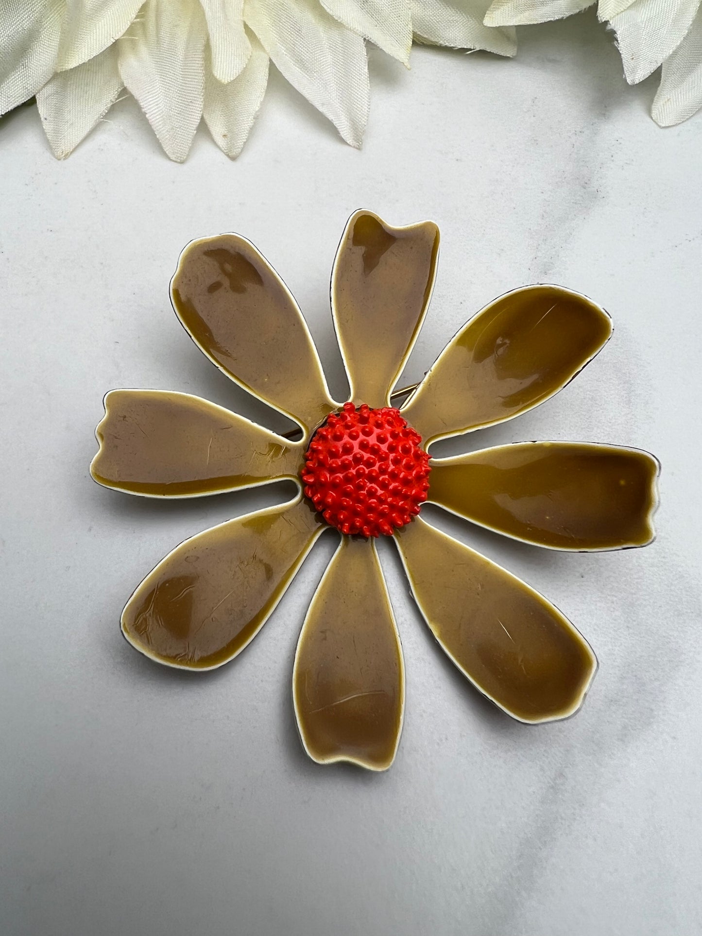 Retro Brown Enamel Daisy Matching Jewelry Set Brooch Clip On Earrings