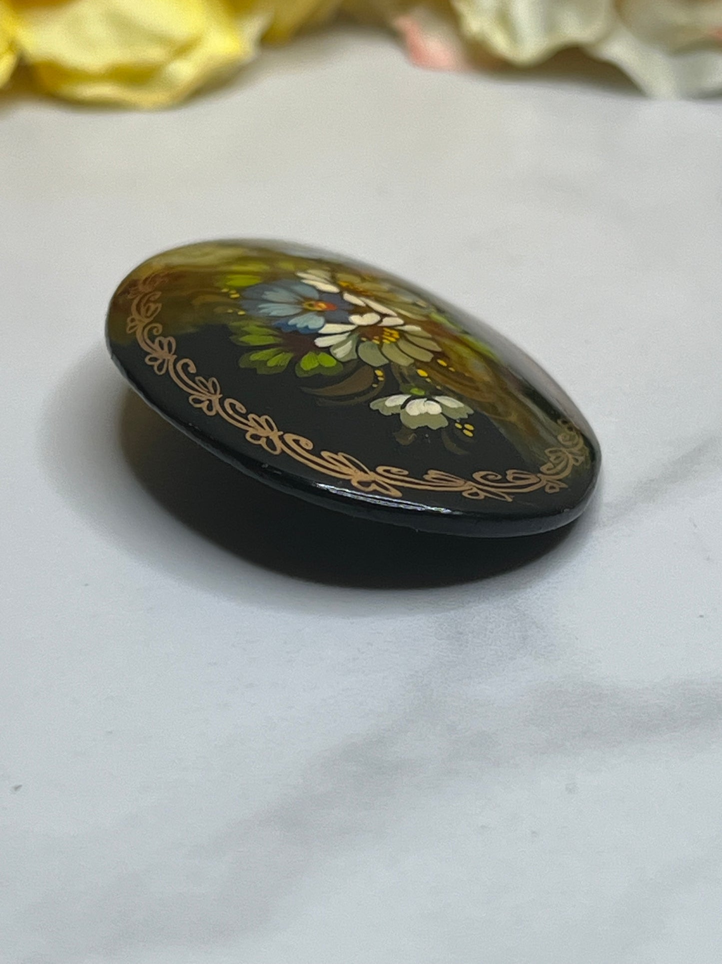 Vintage Large Black Oval Artisan Toll Painting Pin Brooch