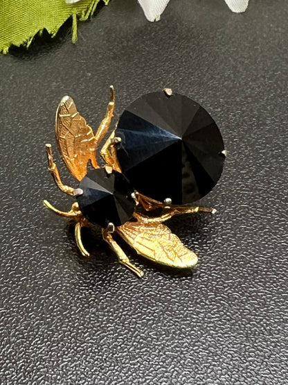 Vintage Tiny Gold Black Rhinestone Flying Insect Bee Fly Pin Brooch