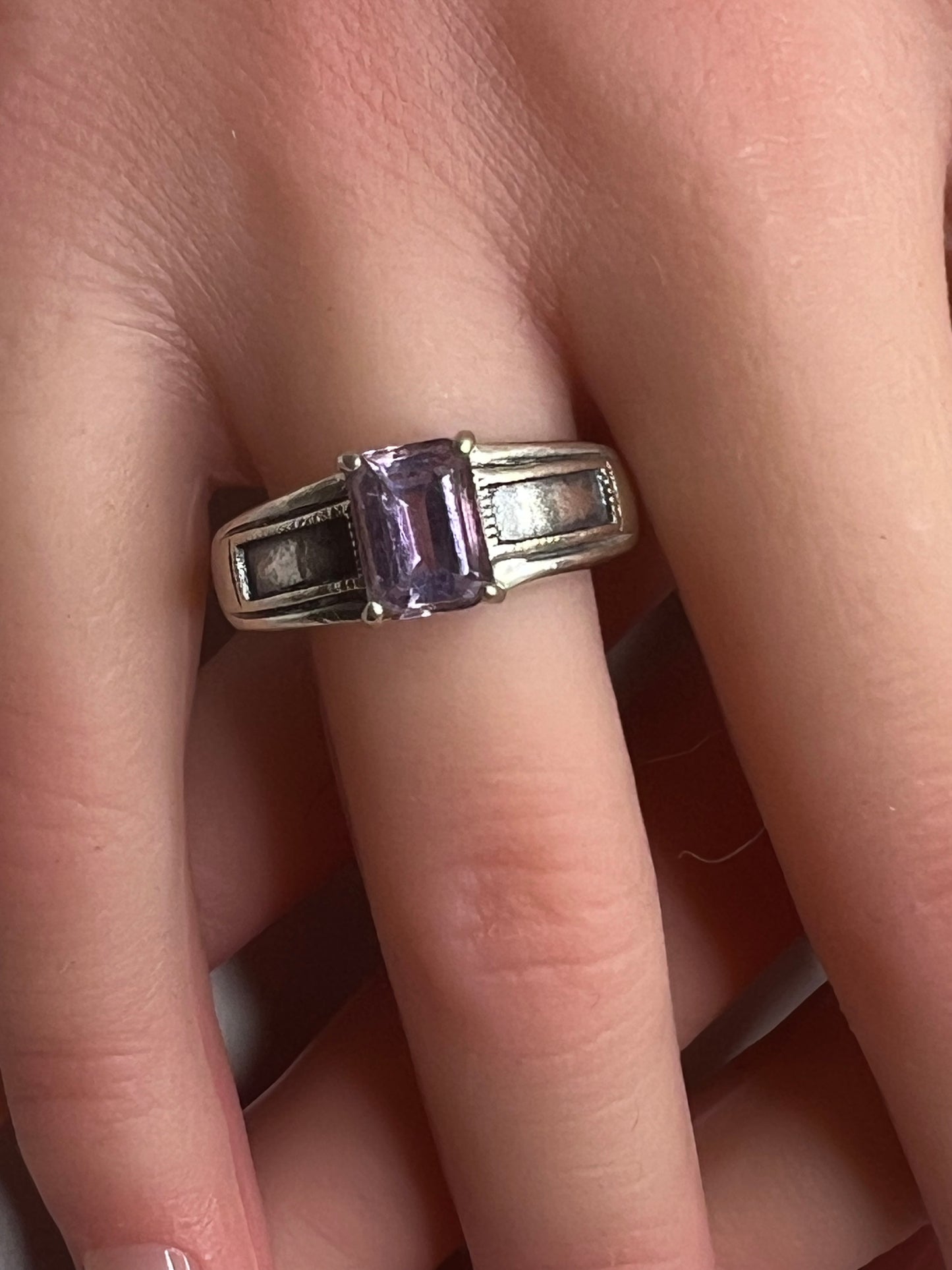 Vintage 925 Sterling Silver Rectangular Lavender Spinel Ring