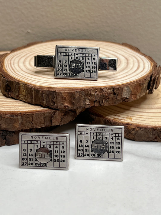 Anson Calendar Cufflinks and Tie Clip November